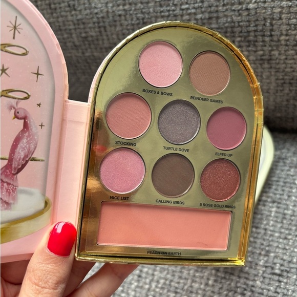 Brand new Too Faced Limited Edition Makeup Set – 2 Palettes - Picture 5 of 11